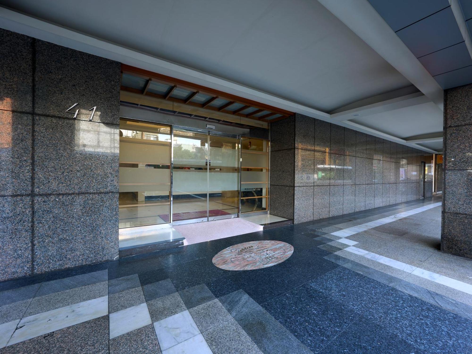 華麗大飯店ferrary Hotel Taipei Dış mekan fotoğraf