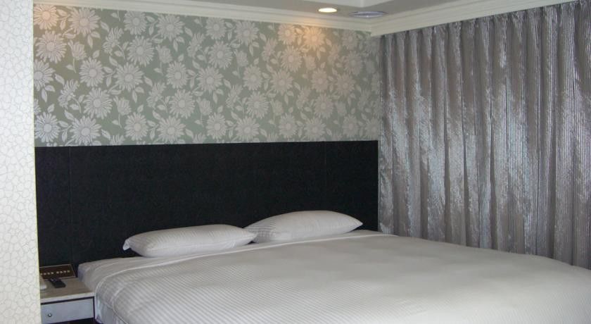 華麗大飯店ferrary Hotel Taipei Dış mekan fotoğraf