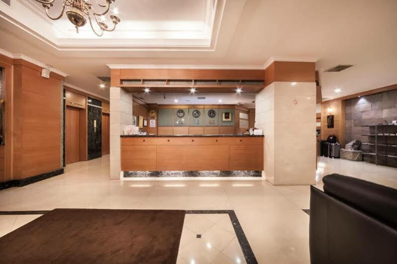 華麗大飯店ferrary Hotel Taipei Dış mekan fotoğraf